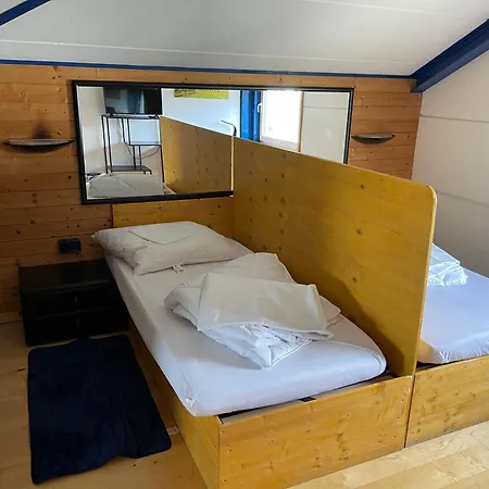 Haus Mit Aussicht S3-bahn, B14-strasse, Wlan *