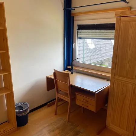 Haus Mit Aussicht S3-bahn, B14-strasse, Wlan Schwaikheim